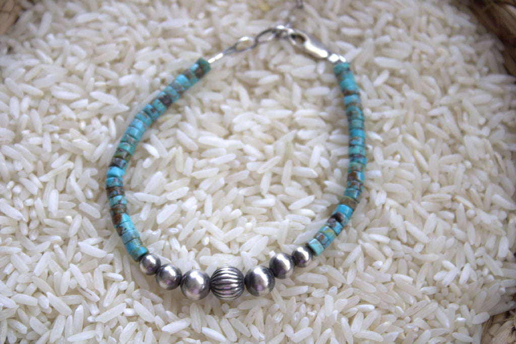 Turquoise and Pearl graduated bracelet